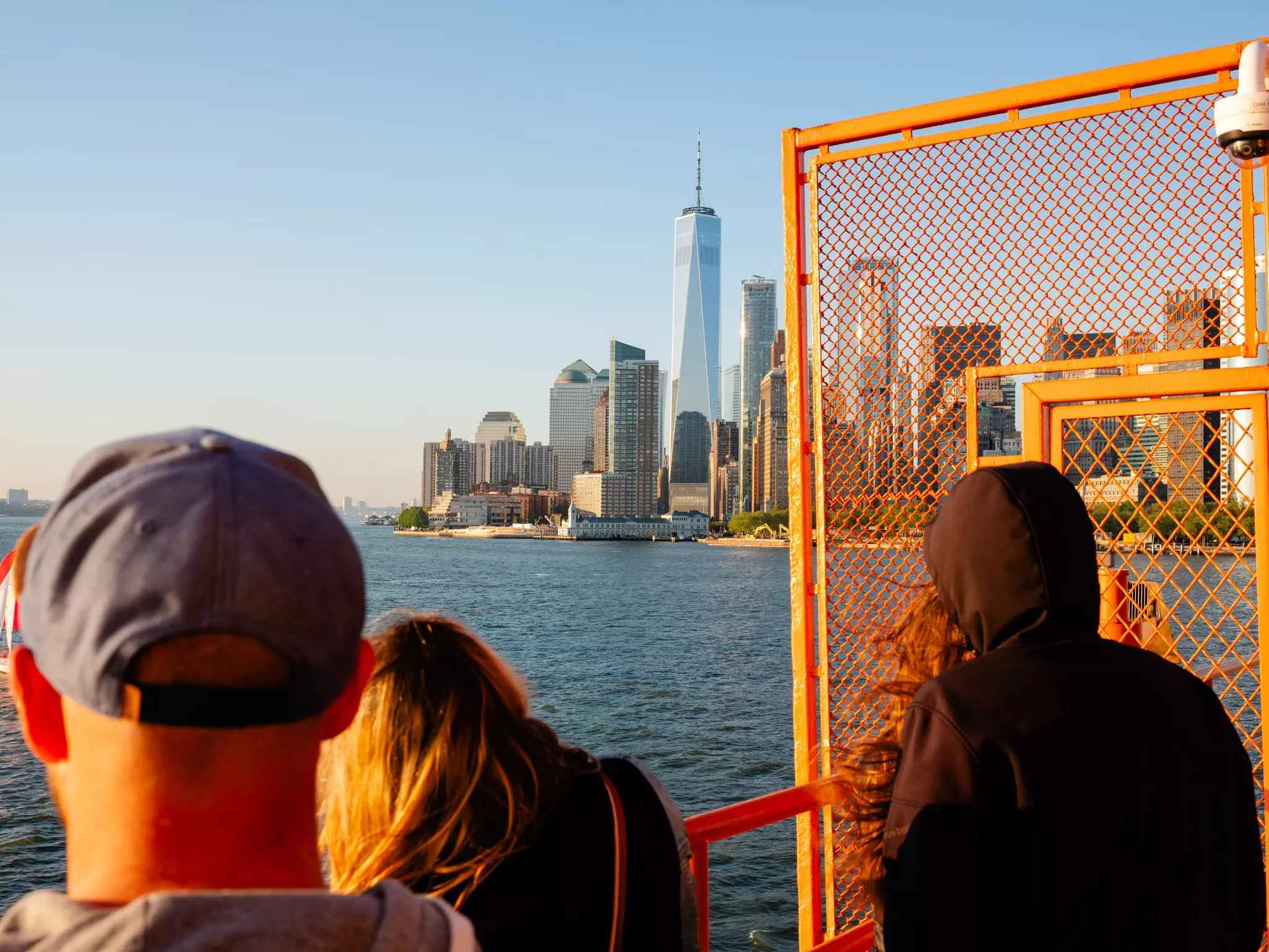 Voyager en Nouvelle-Zélande : Guide complet pour un voyage réussi - 🧳 Logistique : Ce qu’il faut emporter