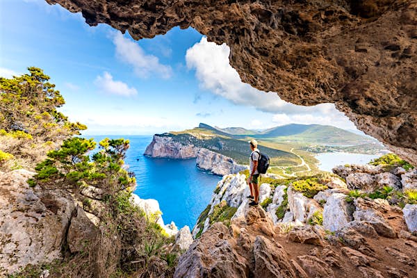 Vue panoramique de la côte sud de Sardaigne